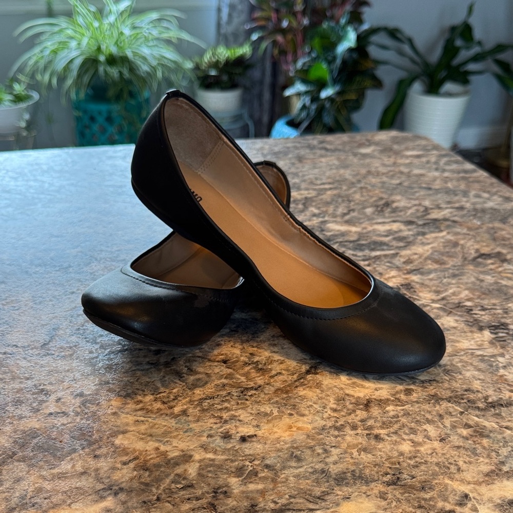 Classic Black Women's Ballet Flats